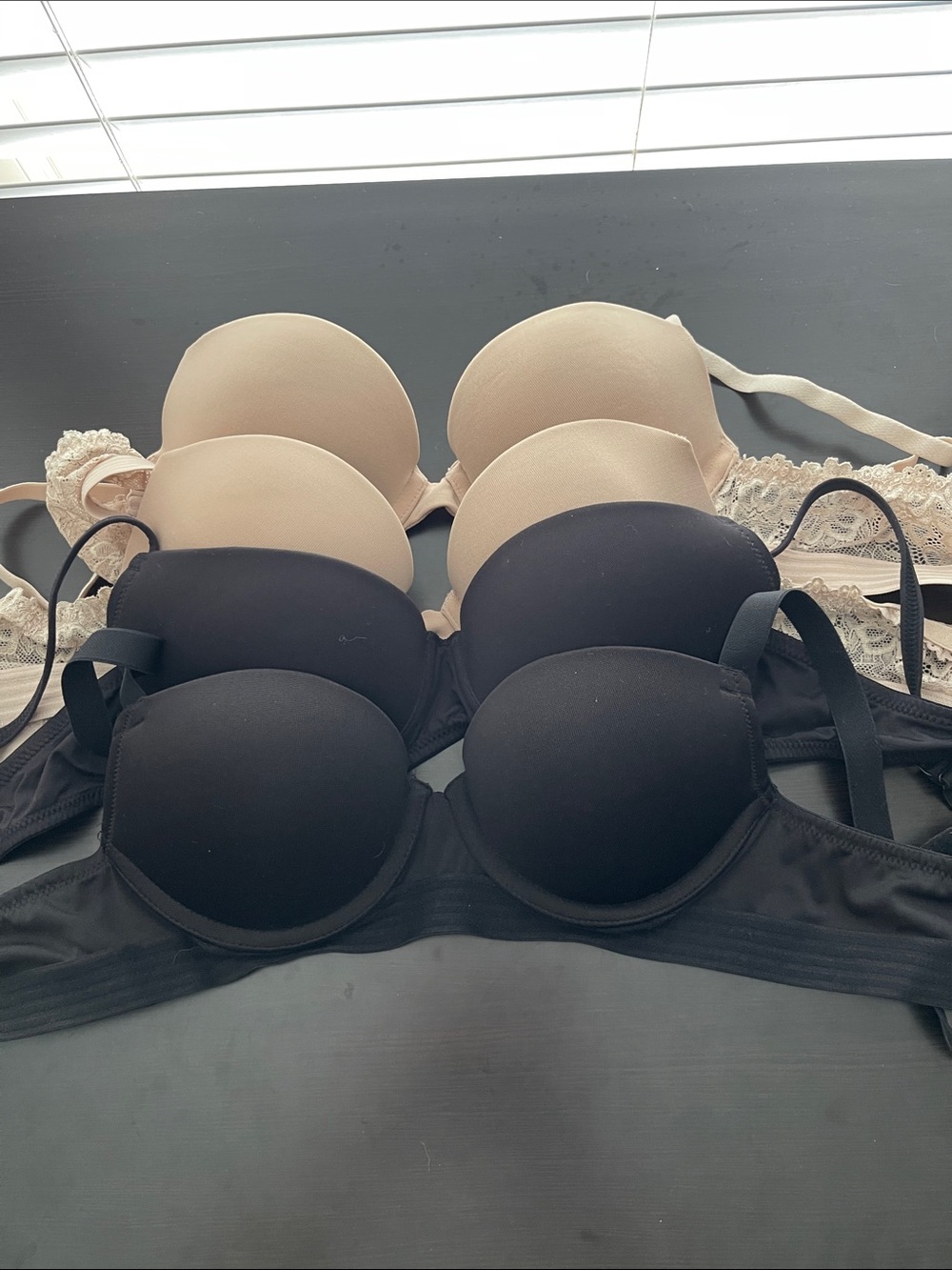 Bundle of 4 Maidenform Underwire Bras - Size 34B / 2 black and 2 nude